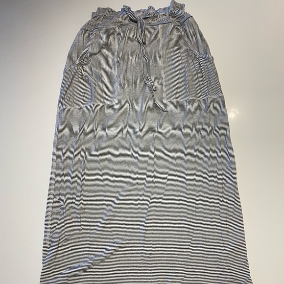 Spring skirt 🌸 - Picture 1 of 3